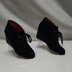 LUCKY BRAND BLACK SUEDE TIE FRONT WEDGE BOOTIES.  9.5